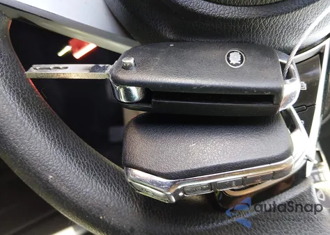 2021 Kia Forte Lxs z USA, uszkodzony, nr VIN 3KPF24AD4ME379918